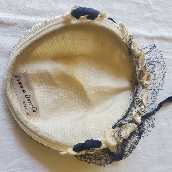 Famous Barr Co. Vintage Veiled Tie Hat - Picture 8 of 12